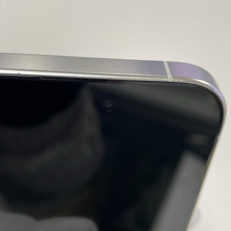 iPhone 15 Pro 128GB �ۥ磻�ȥ����˥��� SIM���å������