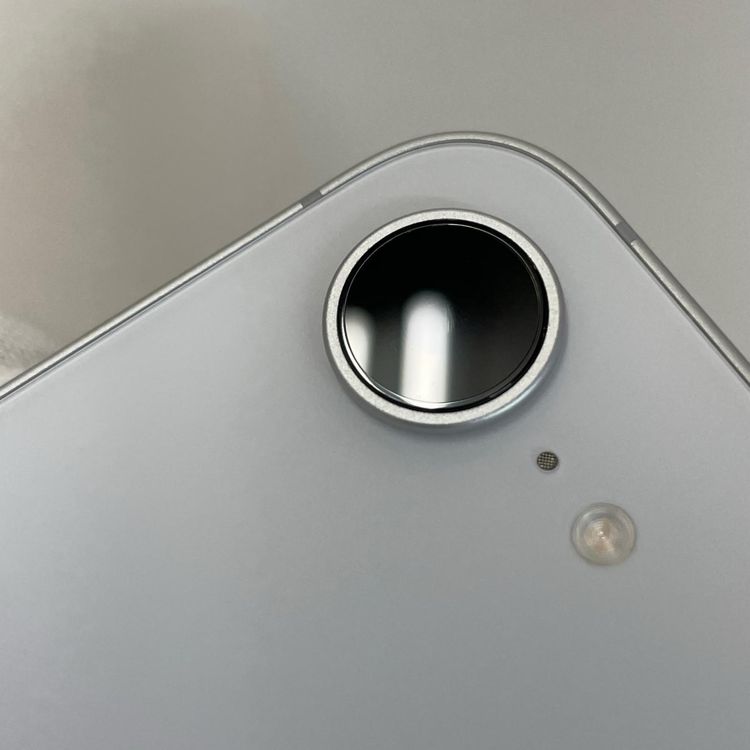 ���������¡��� iPhone 17e 256GB �ۥ磻�� SIM���å������
