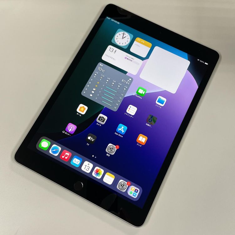 iPad ��9���� WiFi 64GB ���ڡ������쥤 SIM���å������