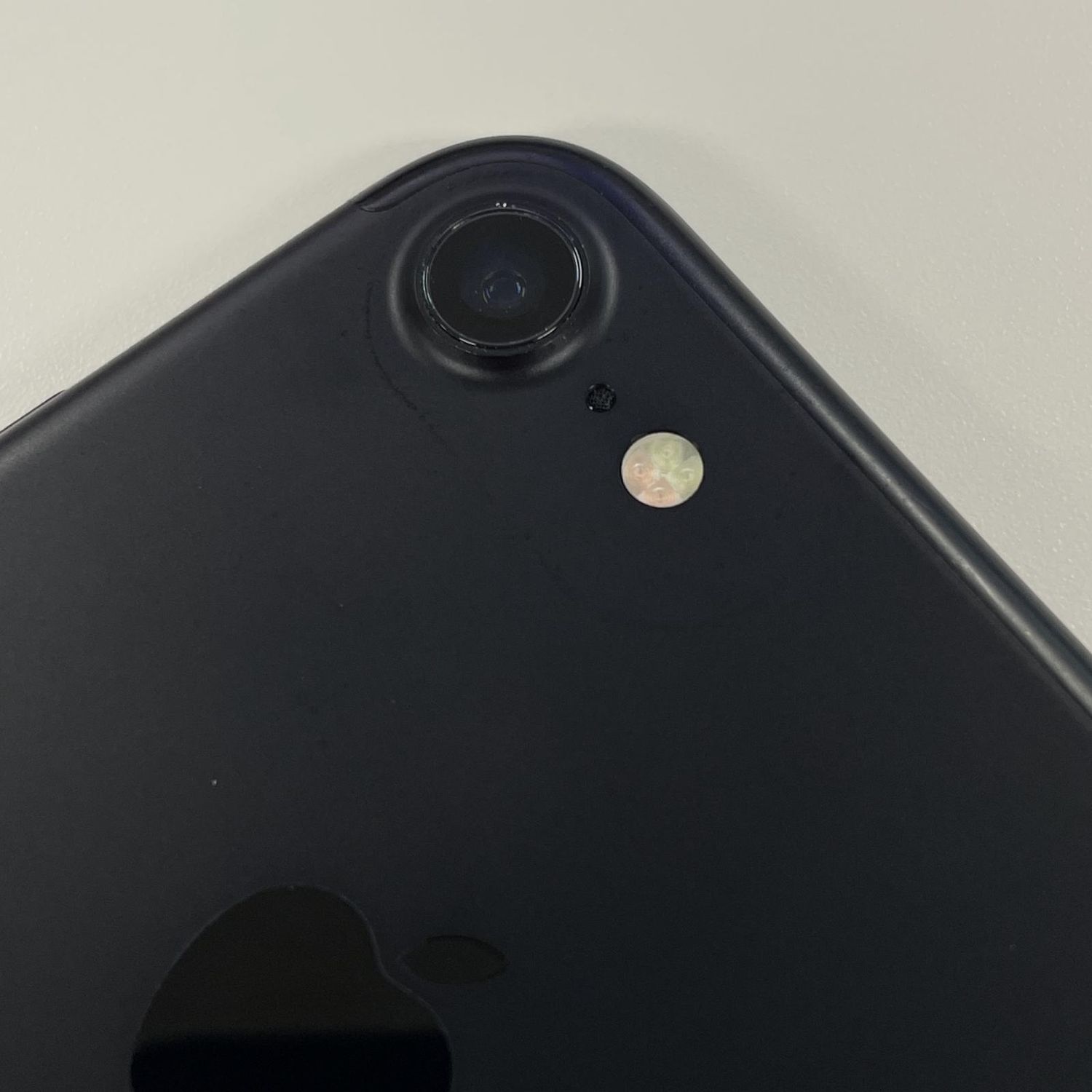 ムスビー｜☆利用制限〇☆ iPhone 7 32GB ジェットブラック SIMロック  