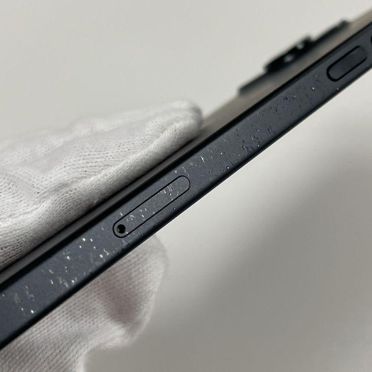 iPhone 15 Plus 256GB ブラック SIMロック解除済