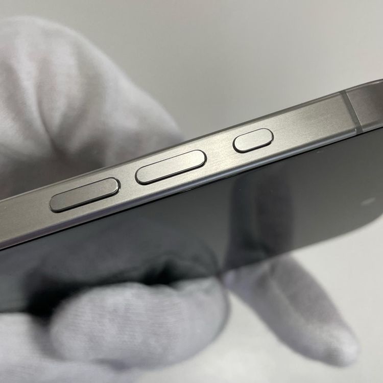 ���������¡��� iPhone 15 Pro 128GB �ʥ���������˥��� SIM���å������
