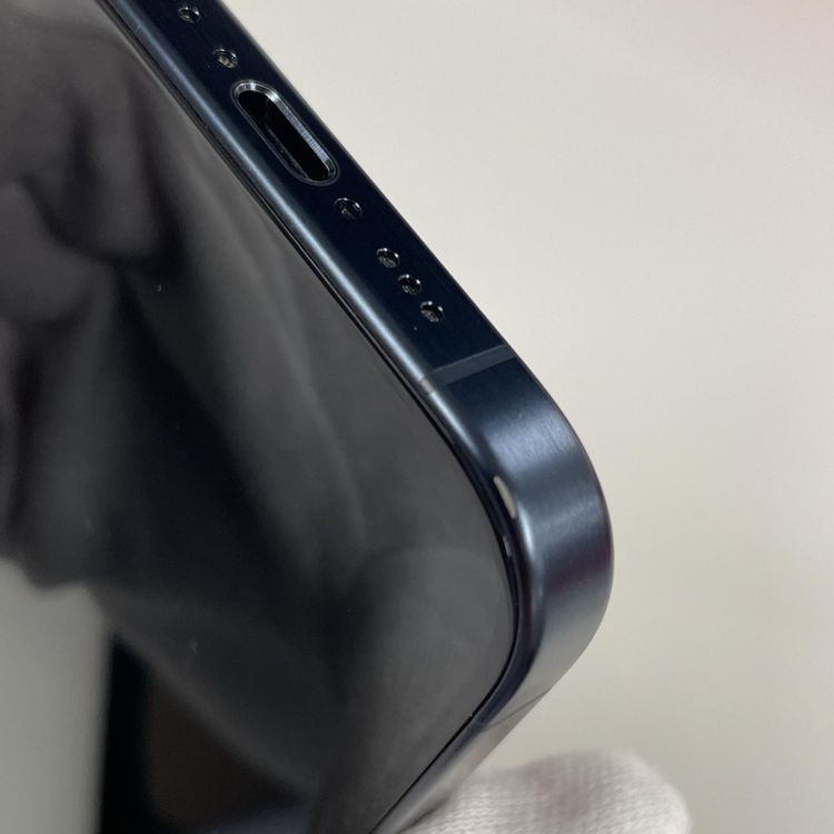 iPhone 15 Pro 1TB �֥롼�����˥��� SIM���å������