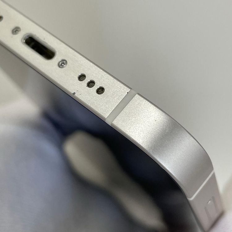 ���������¡��� iPhone 12 64GB �ۥ磻�� SIM���å������