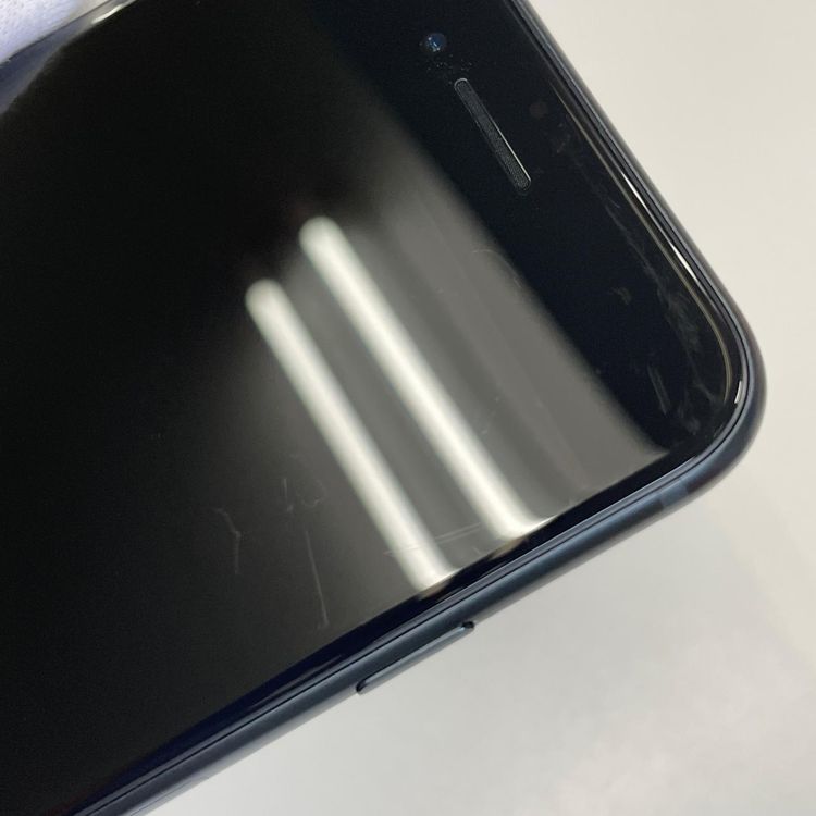 ���������¡��� iPhone SE(��3����) 64GB �ߥåɥʥ��� SIM���å������