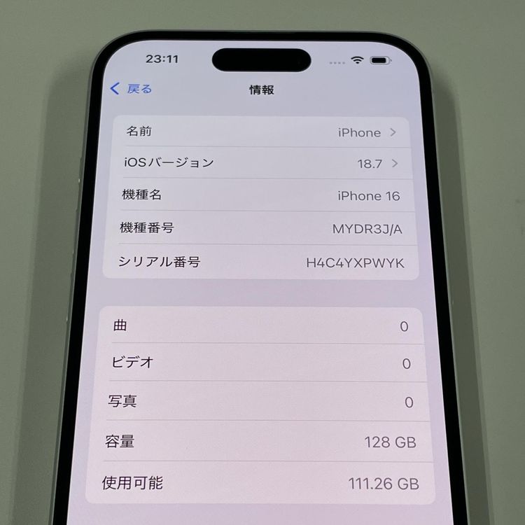 iPhone 16 128GB �ۥ磻�� SIM���å������