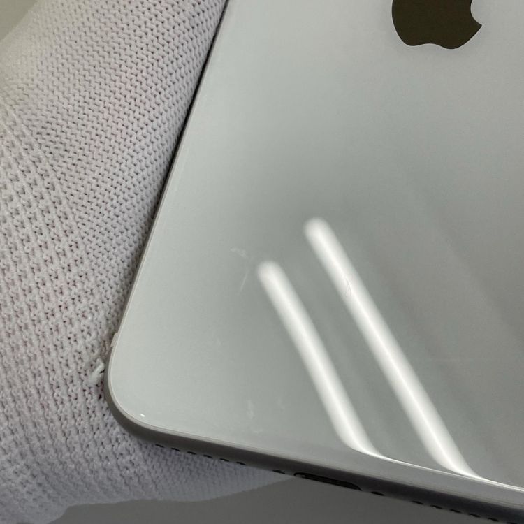 ���������¡��� iPhone SE(��2����) 64GB �ۥ磻�� SIM���å������