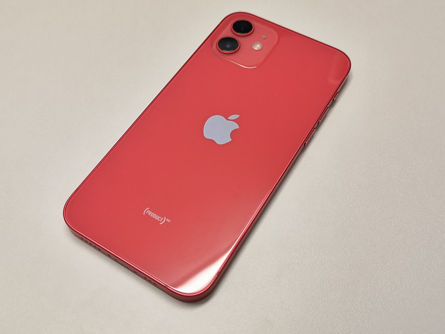 ムスビー｜☆利用制限○☆docomo iPhone 12 128GB レッド SIMロック 