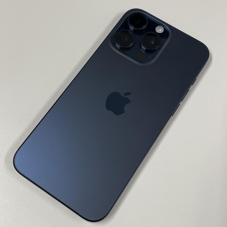 iPhone 15 Pro Max 512GB �֥롼�����˥��� SIM���å������