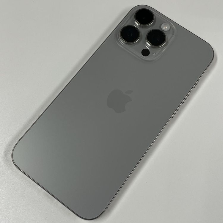 iPhone 16 Pro Max 256GB �ʥ���������˥��� SIM���å������