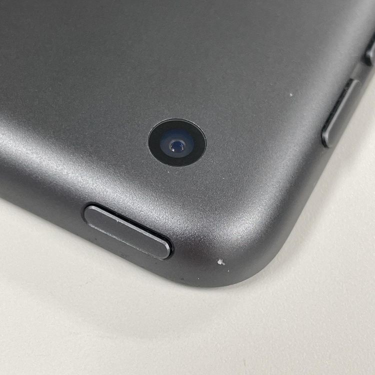 iPad ��9���� WiFi 64GB ���ڡ������쥤 SIM���å������