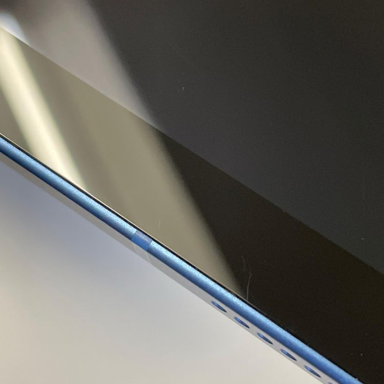 ���������¡��� iPad ��10���� WiFi+Cellular 64GB �֥롼 SIM���å������