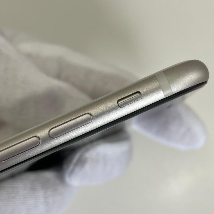 ���������¡��� iPhone SE(��3����) 64GB �������饤�� SIM���å������