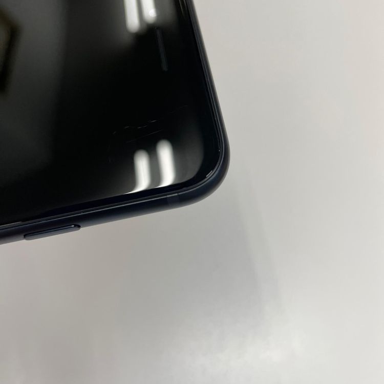 ���������¡��� iPhone SE(��3����) 64GB �ߥåɥʥ��� SIM���å������