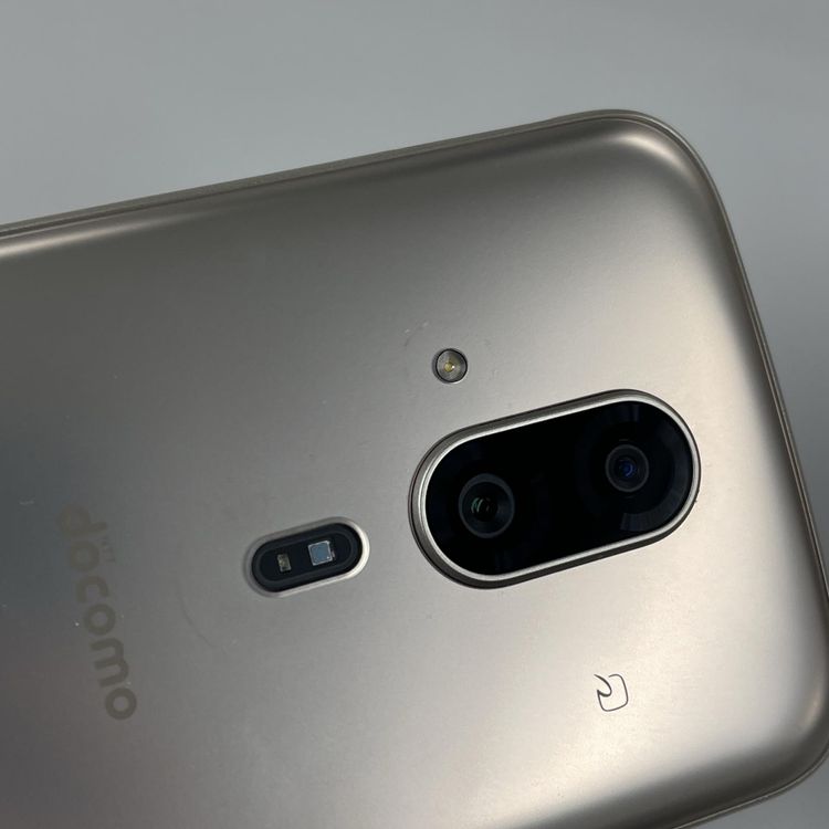 ���������¡��� �餯�餯���ޡ��ȥե��� F-53E ������� SIM���å������