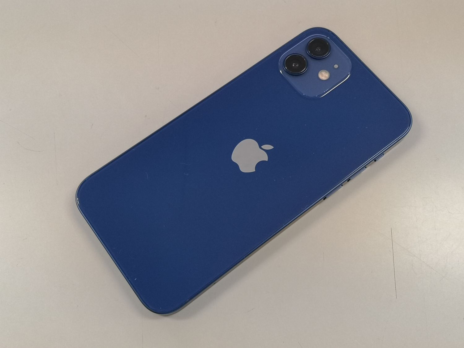 ムスビー｜☆赤ロム保証☆docomo iPhone 12 128GB ブルー SIMロック 