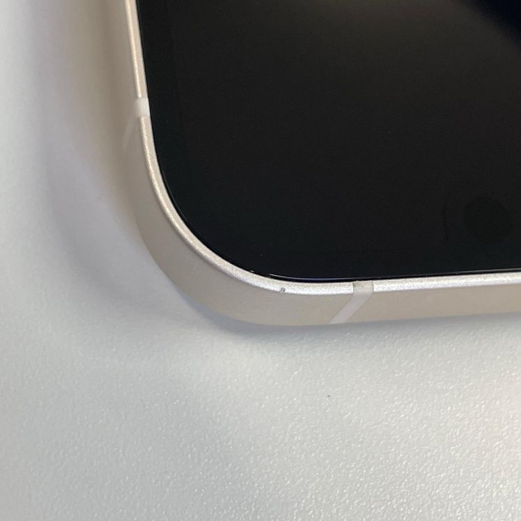 ���������¡��� iPhone 13 256GB �������饤�� SIM���å������