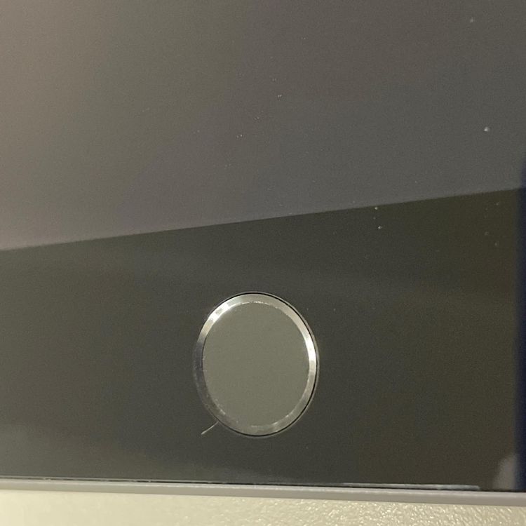 ���������¡��� iPad ��9���� WiFi+Cellular 64GB ���ڡ������쥤 SIM���å������