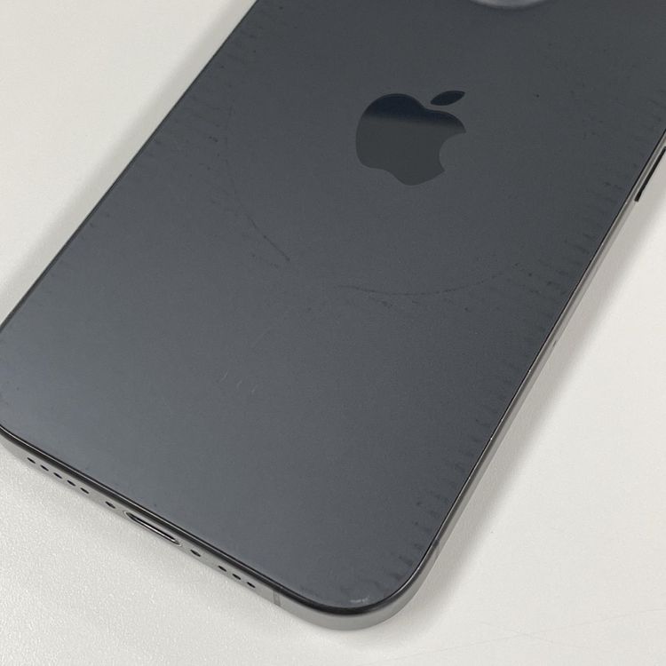 iPhone 15 Pro 128GB ブラックチタニウム SIMロック解除済