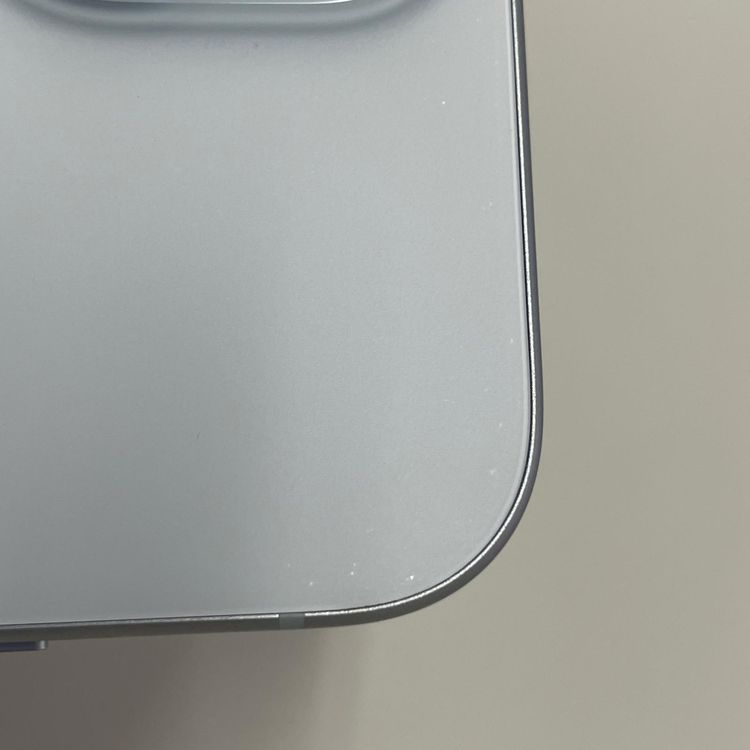 iPhone 15 256GB �֥롼 SIM���å������