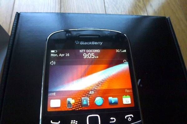 BLACkberry 9900 ���ࡼ�ե��Sim Free��New