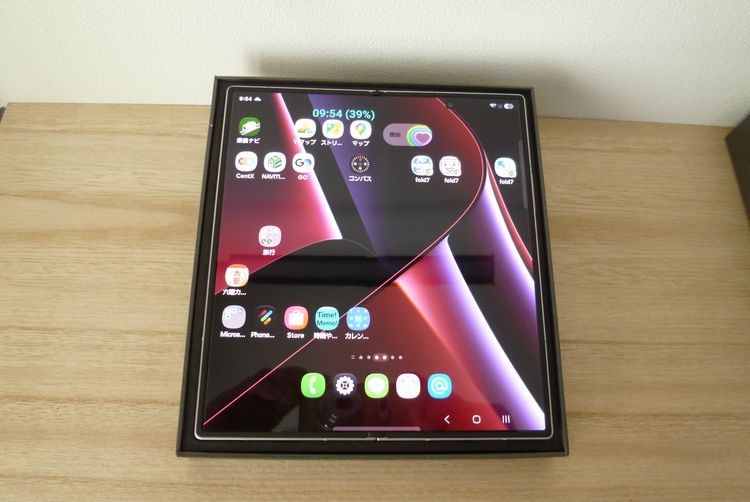 ̤���Ѥ˶ᤤ�� Galaxy Z Fold7 ������ �ڽ�����������¾�ա�