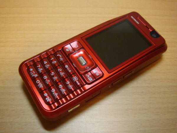 ムスビー｜即日発送 docomoドコモSO902iレッド×レッド白ロム赤RED 