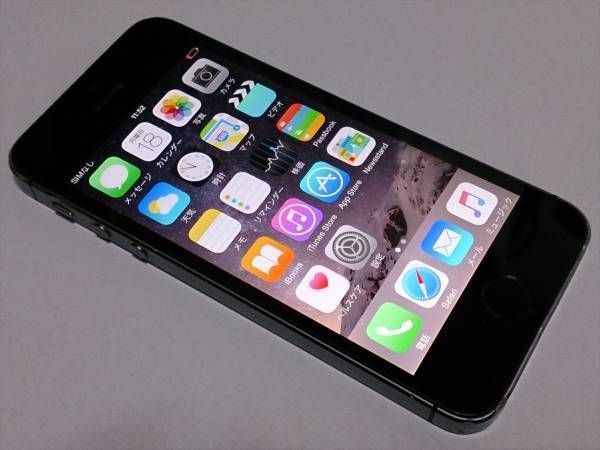 au iPhone5s 32GB iOS 8.4.1 ME335J/A ڡ쥤