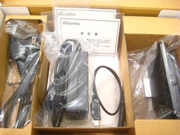 �ڤФ�Ф�ۡ�ARROWS TAB F-05E��������ʡ��ۥ磻�ȡ�