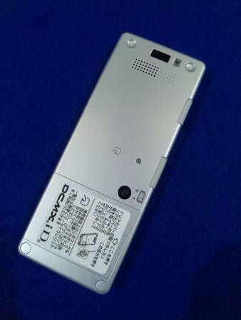 ムスビー｜モバエコ【新品未使用品】 ドコモ D705iμ フラッシュ 