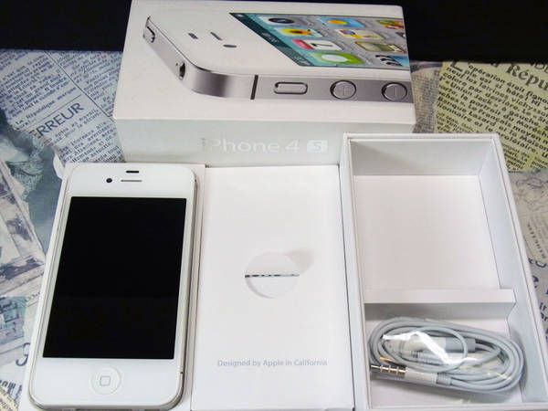 SIM�ե꡼������ iPhone4S 64GB ������ ����̵�� #1018 ����� ������