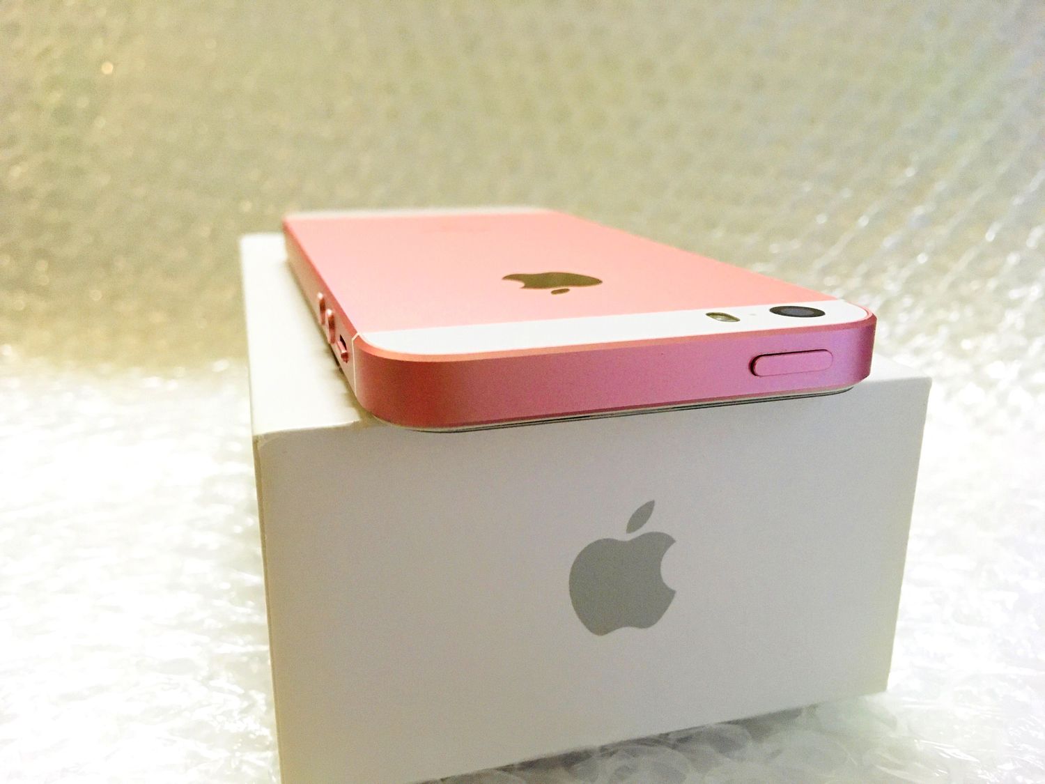 IphoneSE RoseGold 64GB SIMフリーバッテリー98%美品 ムスビー｜美品 電池98％ iPhoneSE 64GB Rose Gold SIMフリー 判定