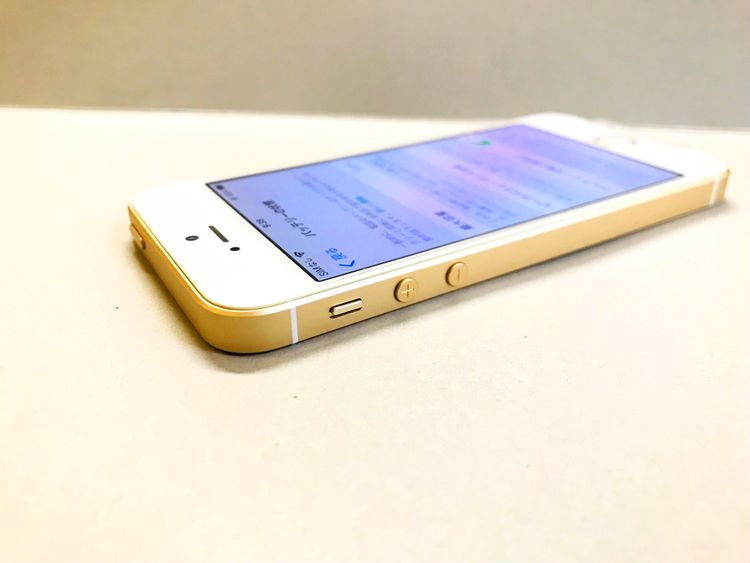 ̤������ ����100�� iPhoneSE 32GB Gold SIM�ե꡼ ��°�ʴ���
