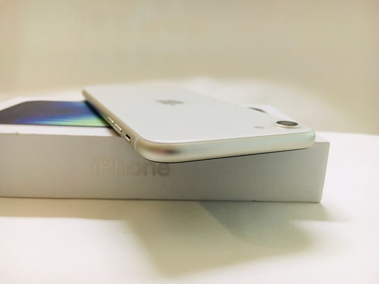 Ķ���� ����100�� iPhoneSE3 64GB Starlight SIM�ե꡼