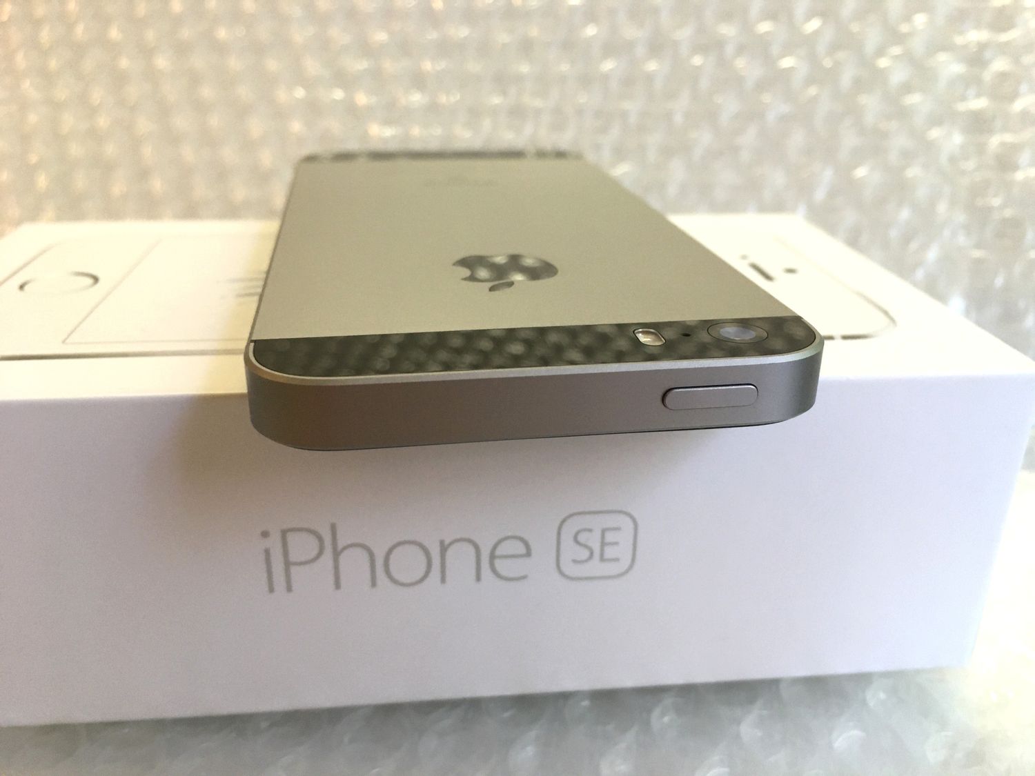 ムスビー｜新品同様 電池100％ iPhoneSE 32GB Space Gray SIM