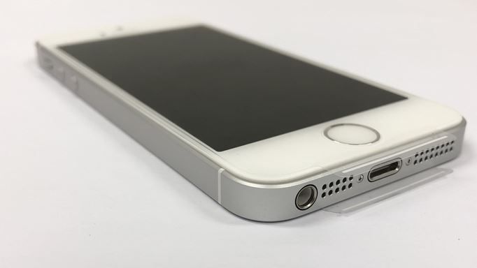 Ʊ 100 iPhoneSE 32GB Silver SIMե꡼ °ʴ