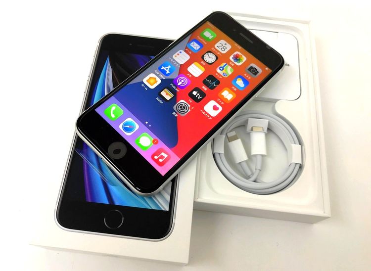̤������ iPhoneSE2 64GB White SIM�ե꡼ ��°�ʴ��� 18