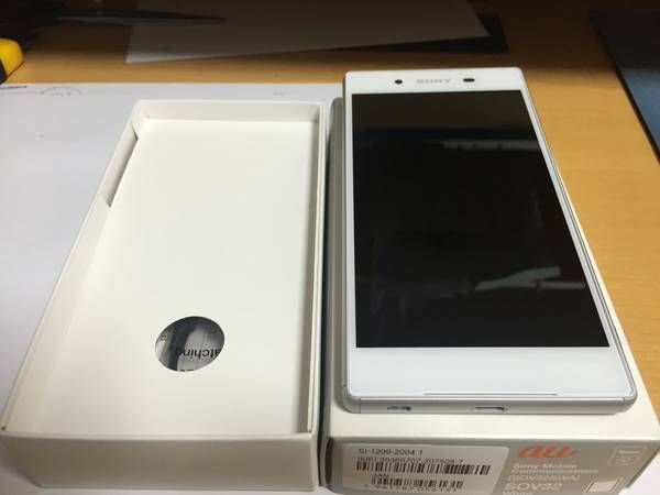 Au Xperia Z5 SOV32 �� ����� Ƚ�ꢤ