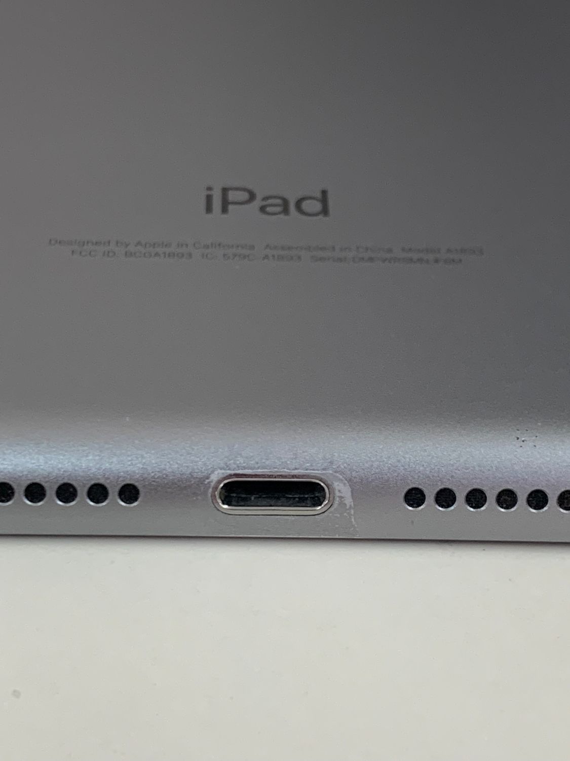 ムスビー｜中古 iPad 第6世代 Wi-Fiモデル 128GB スペースグレイ