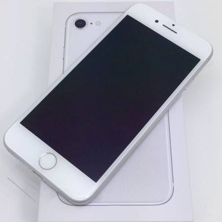 ムスビー｜>モバスタ<送料無料☆ドコモiPhone8 256GBシルバー新品  