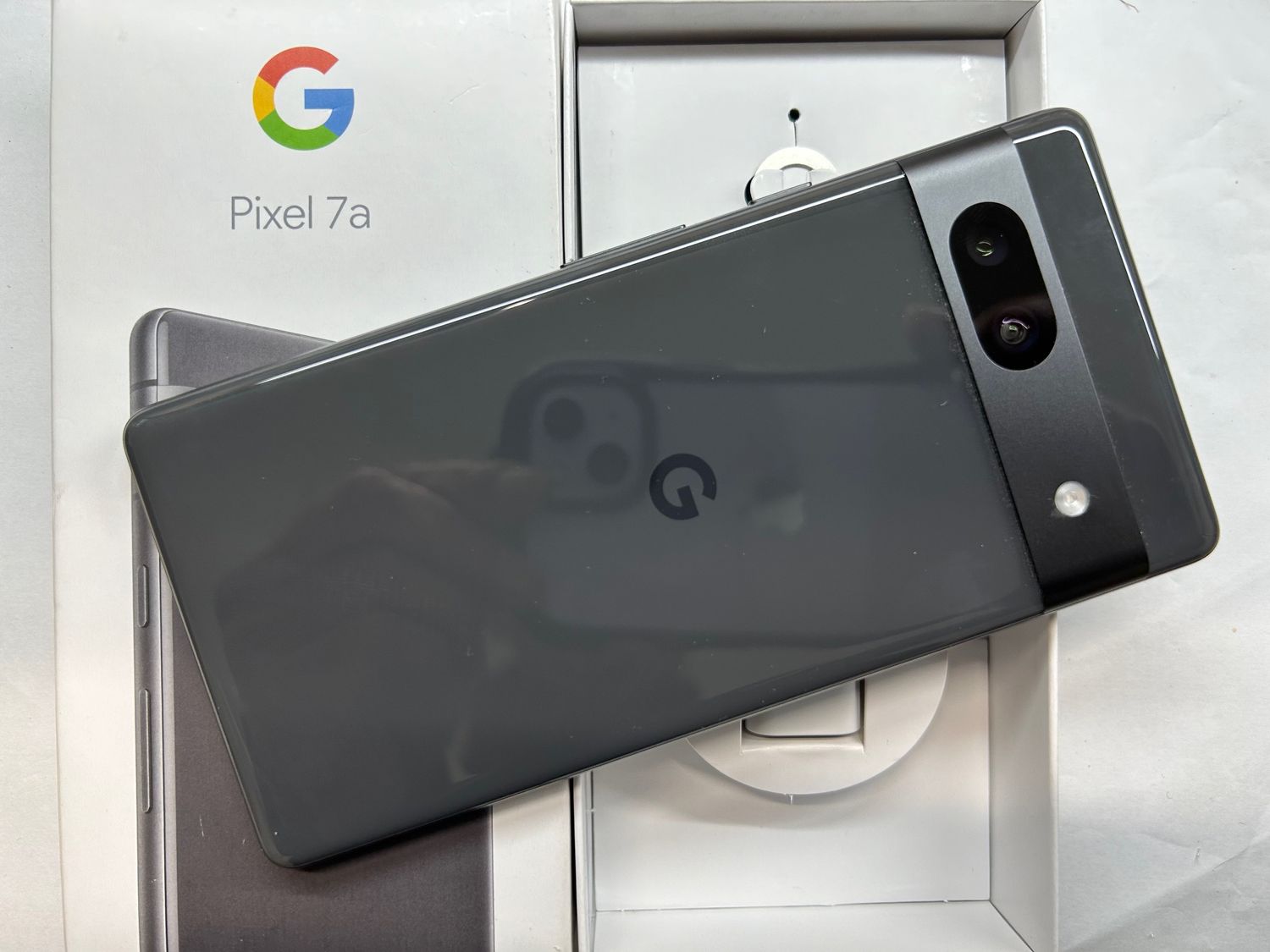 ムスビー｜♪SIMフリー Google Pixel 7a 128GB チャコール 美品 