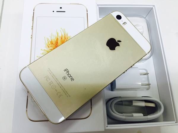 ムスビー｜♪即日発送 docomo iPhone SE 16GB ゴールド 未使用品 