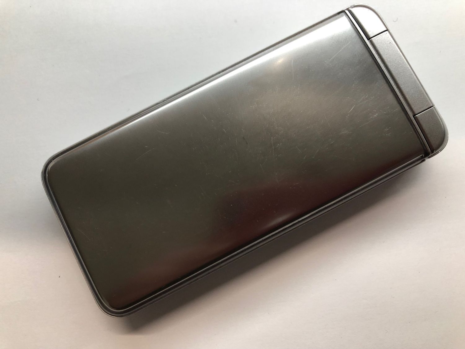 ムスビー｜♪SIMロック解除済 DIGNO ケータイ3 902KC シルバー 中古品 