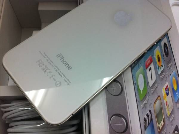 ȥꥢǡSIMե꡼ åץ롡iPhone4S 64GB MD260Xۥ磻ȡ