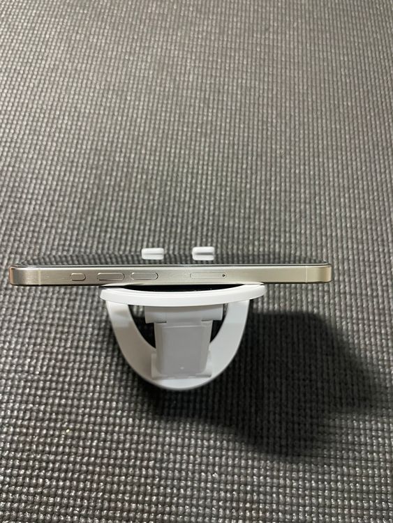 ��Ķ���ʢ���SIM�ե꡼ iPhone 15Pro 128GB