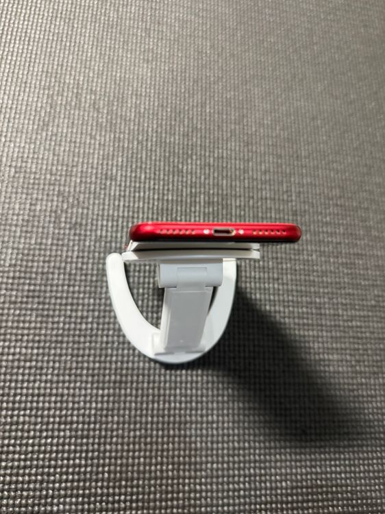 ��Ķ���ʡۥХåƥ꡼100% iPhone se2 128GB��PRODUCT��RED