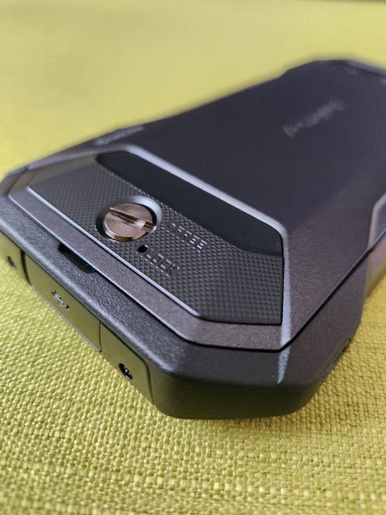 �����ʡ�����̵�� KYG01 TORQUE 5G au Android ���ޡ��ȥե��� ����