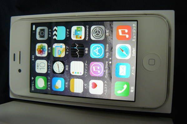 ムスビー｜海外香港、香港版simフリーiPhone4S 64GB【iPhone4S SIM 