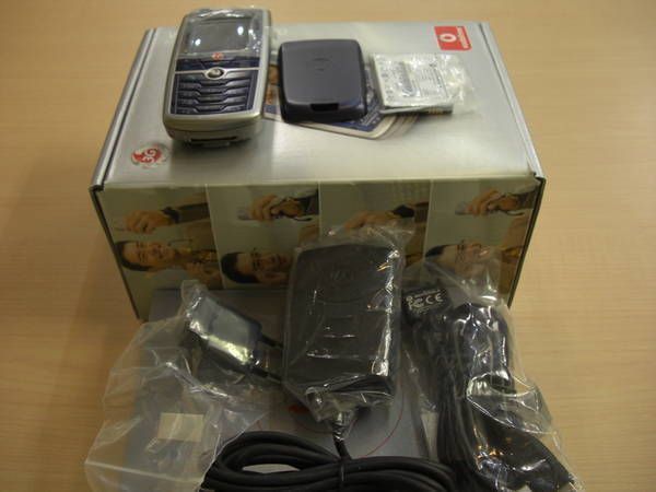 �ڥ����ޡ���̤���ѥ쥢���Ӣ�Vodafone 702��MO byMotorola������������