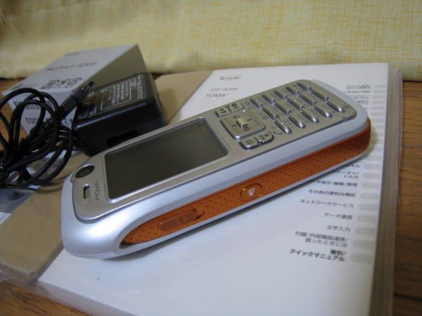 ���ʻž夲�Ѥ� �ɿ���� SO902iwp �����ƥ��֥ۥ磻�� �������դ�